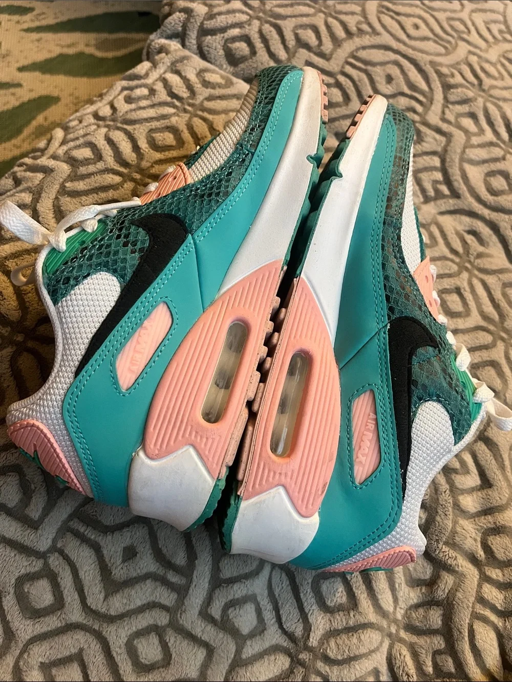 Nike White Teal Pink Mesh Snake-Texture Sneakers air max 90